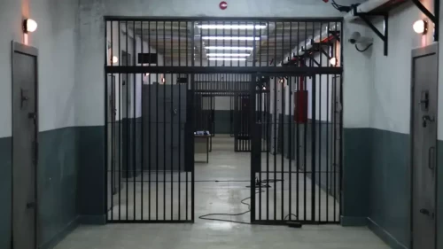 Bayramda cezaevlerinde açık görüş var mı 2026? Bayramda görüş günleri ve saatleri belli mi?