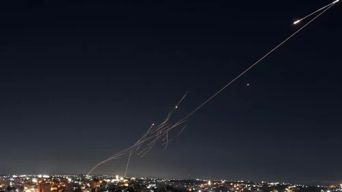 İran misillemesi nedeniyle İsrail Meclisinde oturuma ara verildi