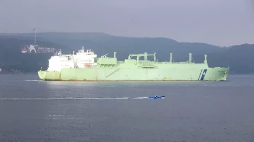 Cezayir'den yola çıkan dev LNG gemisi yolda