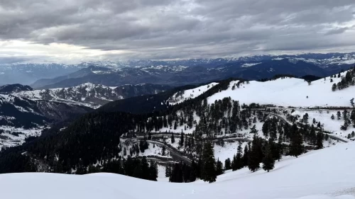 Ardahan'da kar ve sis geçit vermiyor!
