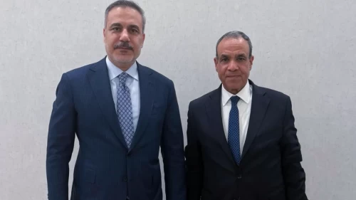 Bakan Fidan, Mısırlı mevkidaşı Abdelatty ve Pakistan Başbakanı Şerif ile bir araya geldi