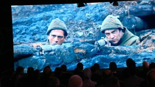 TRT’nin Yeni Dizisi ‘Onbeşliler’ 18 Mart’ta Başlıyor: İşte oyuncu kadrosu