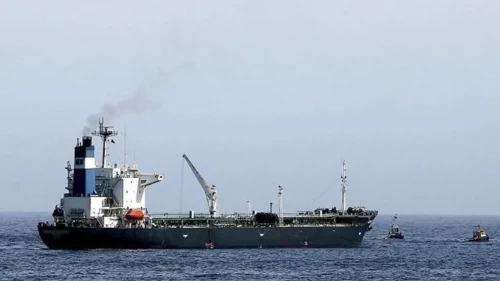 Karadeniz’de sıcak saatler: Yunan petrol tankeri Rusya karasularında vuruldu