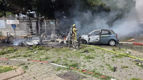 İsrail'de siren sesleri... Patlama sonrası büyük panik yaşandı!