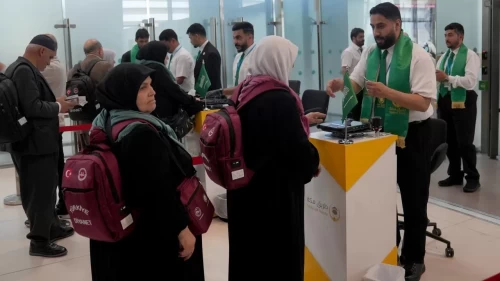 Hacı adayları kutsal yolculuğa uğurlandı