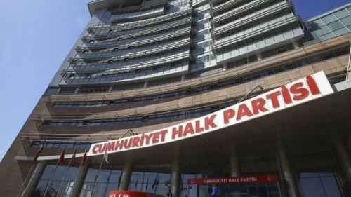 CHP'de deprem! Serik Belediye Başkanı istifa etti