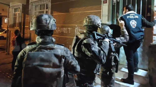 8 ilde yasa dışı bahis ve suç örgütlerine ağır darbe: 81 gözaltı