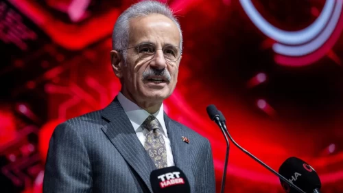 Bakan Uraloğlu: Yaklaşık 11,5 milyon vatandaş, yüksek hızlı tren konforuyla seyahat ayrıcalığına kavuşacak