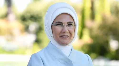Emine Erdoğan’dan dünya çocuklarına 23 Nisan mesajı