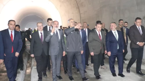 Uraloğlu yeni hedefi açıkladı: 'Hızlı trenle 48 saatte tüm ülkeyi gezeceğiz'