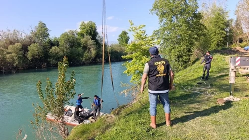 8 gündür kayıp: Zabıta Ali Savaş hem karada hem suda aranıyor