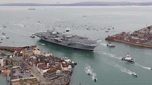 Denizde yanlış hedef krizi! Hizbullah İngiliz savaş gemisini vurdu