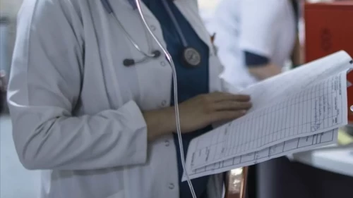 Aile hekimliğinde büyük değişim! Yeni yönetmelik Resmi Gazete’de yayımlandı