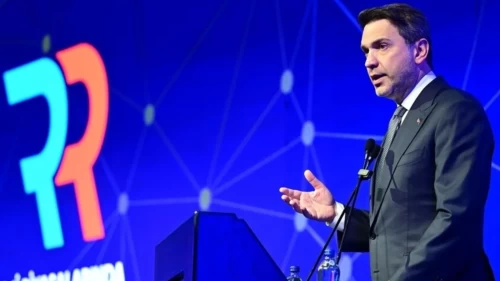 Elektrik ve doğal gaz faturalarında yeni dönem resmen başladı! Bakan Bayraktar açıkladı