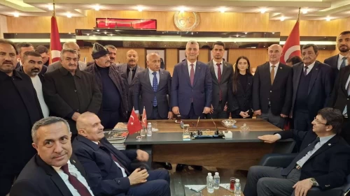 Ticaret Bakanı Ömer Bolat’tan MHP Van İl Başkanlığına ziyaret
