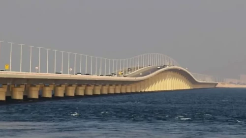 Suudi Arabistan 11 balistik füzeyi imha etti, dev köprü trafiğe kapatıldı!