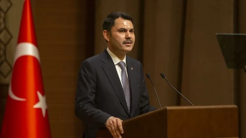 Bakan Kurum'dan 23 Nisan mesajı
