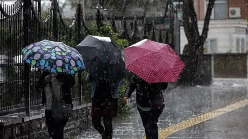 Hava durumu bir anda değişiyor! Meteoroloji’den o iller için sağanak ve gök gürültüsü uyarısı