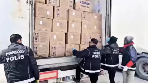 Yüksekova'da zehir tacirlerine ağır darbe