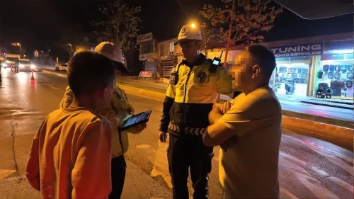 Sürücü 13 yaşında çocuk çıktı! Babasının savunması ''pes'' dedirtti