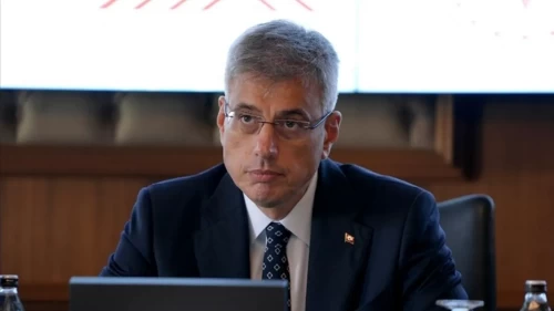 Sağlık Bakanı Memişoğlu, KKTC'li mevkidaşı Dinçyürek ile görüştü