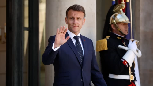 Macron'dan Pezeşkiyan'a telefon: İslamabad fırsatını kaçırmayın!