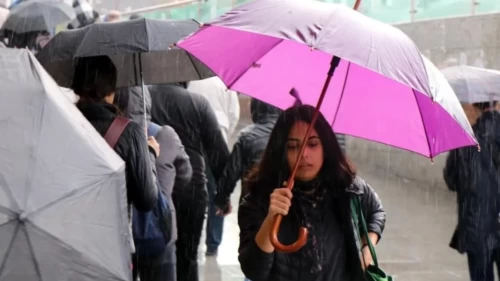 Meteoroloji'den son dakika uyarısı: Sağanak yağış ve toz taşınımı geliyor! 17 Nisan 2026 hava durumu raporu