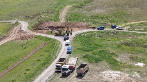 Yol kenarında korkutan keşif!