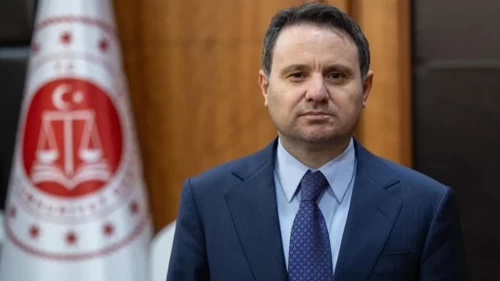 Adalet Bakanı Akın Gürlek duyurdu: Adalet Bakanlığı görevde yükselme ve ünvan değişikliği sonuçları açıklandı!
