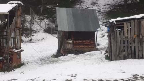 Ankara'nın yüksek kesimleri beyaz büründü!