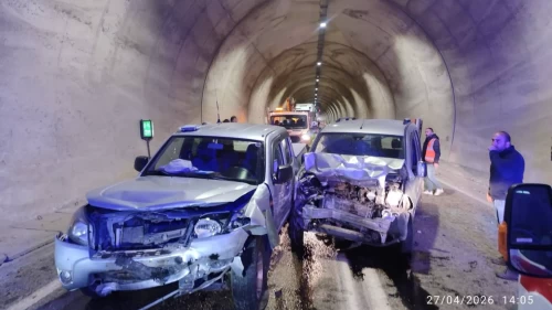 Artvin’de tüneldeki dehşet anları kamerada! 7 kişinin yaralandığı kazada kan donduran şerit ihlali