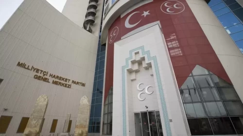 MHP’de bayramlaşma trafiği: Siyasi partilerden peş peşe ziyaretler