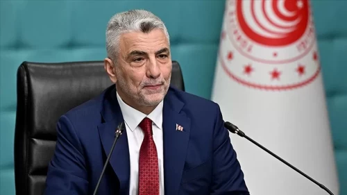 Bakan Bolat'tan 19 Mayıs Atatürk'ü Anma, Gençlik ve Spor Bayramı paylaşımı