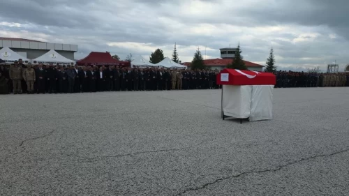 Şehit polis memurunun cenazesi memleketi Van'a getirildi