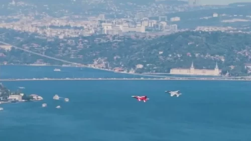 HÜRJET’ten İstanbul Boğazı’nda fetih coşkusu
