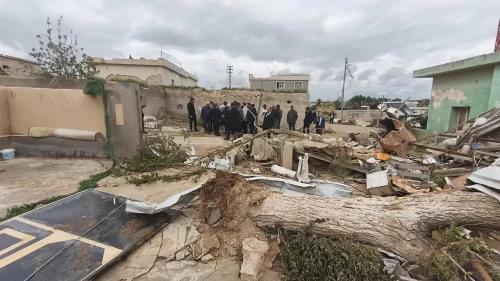 Gaziantep'te fırtına ve sağanak enerji hatlarını vurdu