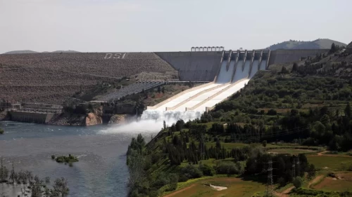Keban Barajı’nda 7 yıl sonra tahliye kapakları açıldı