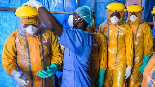 İki ülke Ebola salgını nedeniyle sınırını kapattı