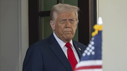 Trump’tan Hürmüz Boğazı’nda sürpriz karar! 'Özgürlük Projesi' neden askıya alındı? Pakistan’ın kritik talebi ne?