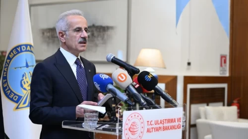 Bakan Uraloğlu havacılıkta Cumhuriyet tarihinin rekorunu açıkladı!