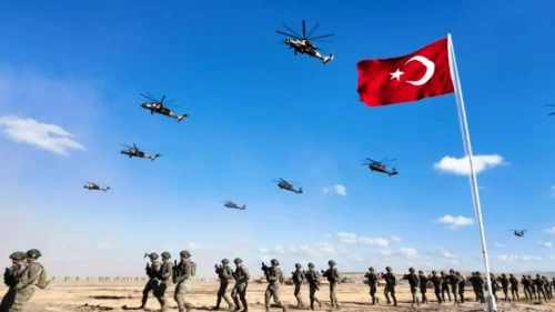 MSB'den duygulandıran paylaşım: Mehmetçikler Anneler Günü'nü kutladı