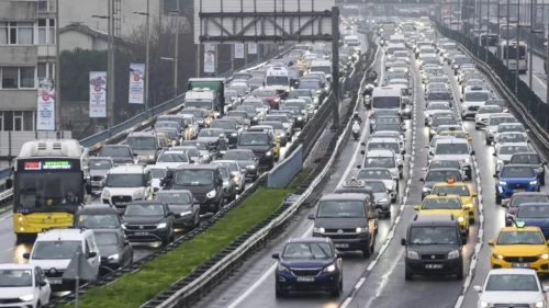 İstanbul'da 4 gün boyunca trafiğe kapatılacak yollar açıklandı