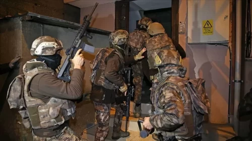 Diyarbakır merkezli 23 ilde zehir tacirlerine operasyon!