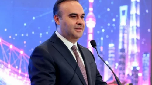 Sanayi ve Teknoloji Bakanı Kacır duyurdu: Gençlerimiz bilim olimpiyatlarından yine madalyalarla döndü