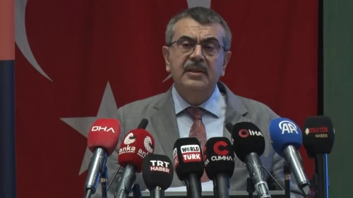 Bakan Tekin duyurdu: Teknolojiye yön veremeyen ülkeler, geleceğin dilini kuramayacak!
