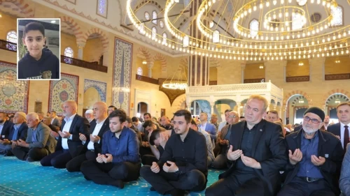 Okul saldırısında ölen öğrenciler için mevlit okutuldu!