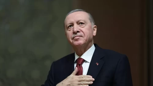 Türkiye masada gücünü gösteriyor! Cumhurbaşkanı Erdoğan’dan barış odaklı yoğun mesai