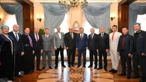 Türk dünyası temsilcileri Antalya’da bir araya geldi