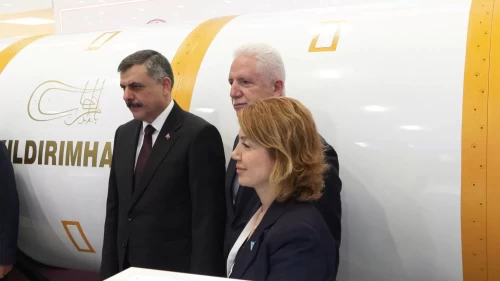 İçişleri Bakanı Çiftçi, SAHA 2026’yı ziyaret etti