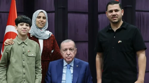 Gazze videolarıyla tanınıyordu! Cumhurbaşkanı Erdoğan Ebu Cezer ve ailesini kabul etti